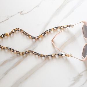 Brown Tortoise Shell Sunglasses Chain